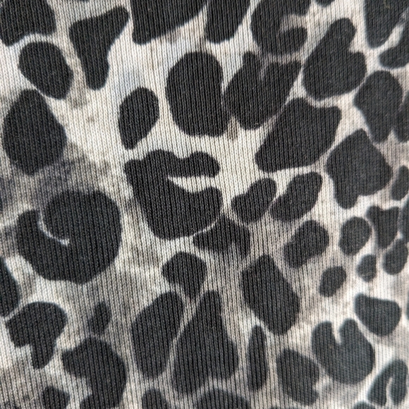 Rafaella leopard print blouse women's Sz L Pullover Black white 3/4 sleeves Y-1 - Picture 4 of 6